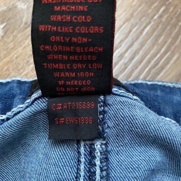 Earl Jeans Women's Midrise Cuffed Hem Capri Blue Denim Jeans Size 8, Waist 30 - Picture 11 of 11